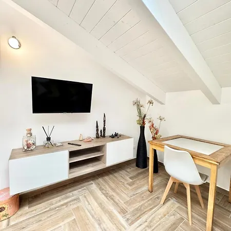Hostdomus - Bellavista Free Parking * Pietra Ligure