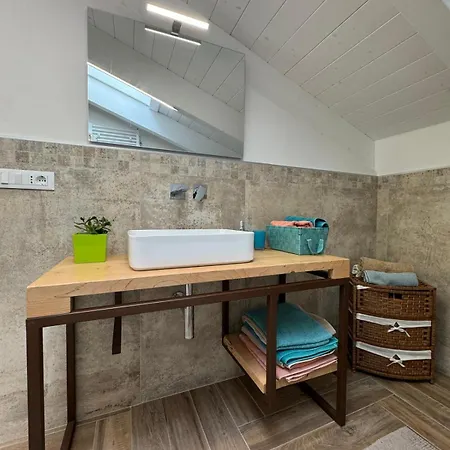 Apartment Hostdomus - Bellavista