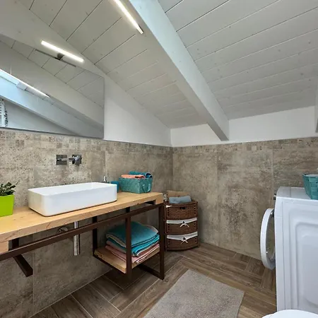 Hostdomus - Bellavista Apartment Pietra Ligure