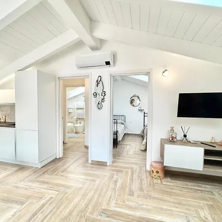 Apartment Hostdomus - Bellavista Pietra Ligure