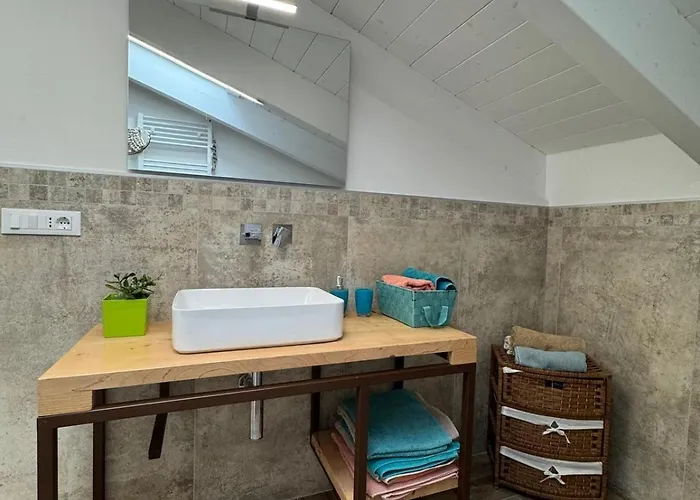 Hostdomus - Bellavista Lägenhet Pietra Ligure